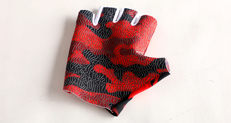 custom printed cycling gloves